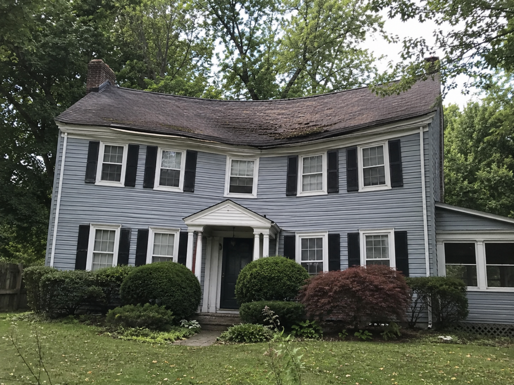 signs of a failing roof