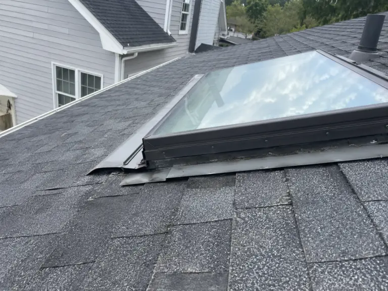 roof flashing problem signs