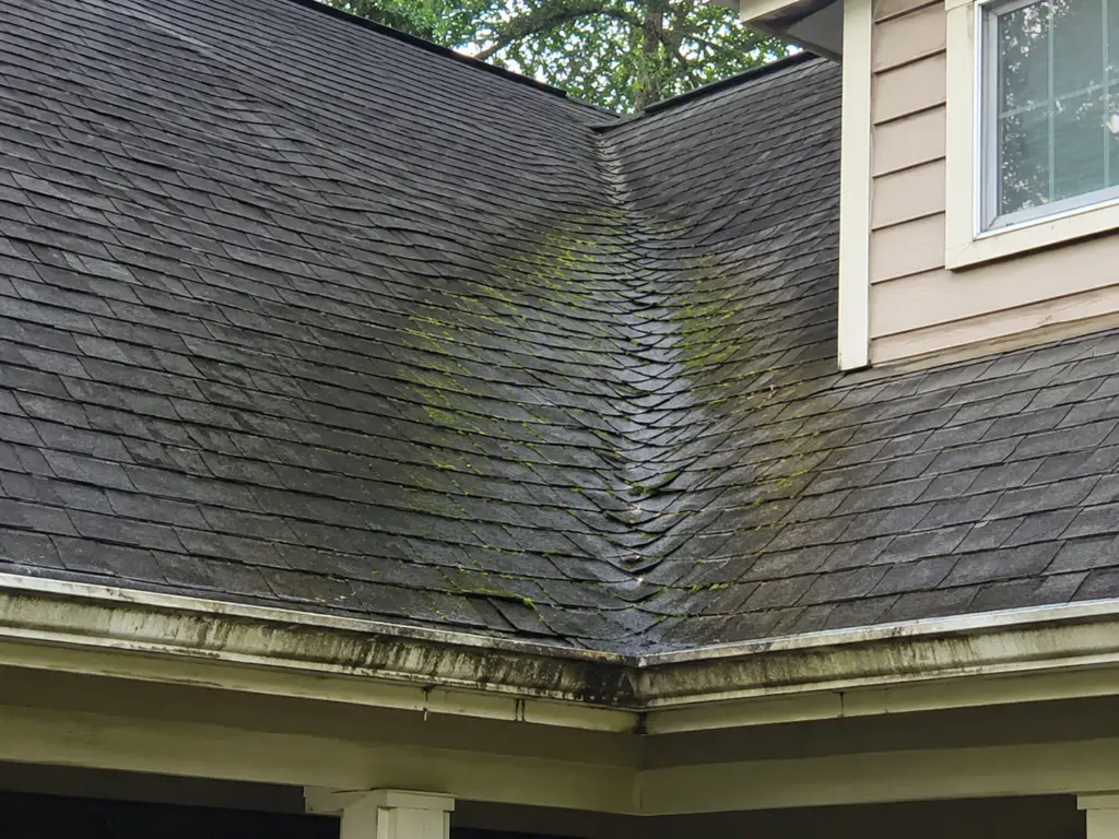 roof valley damage signs